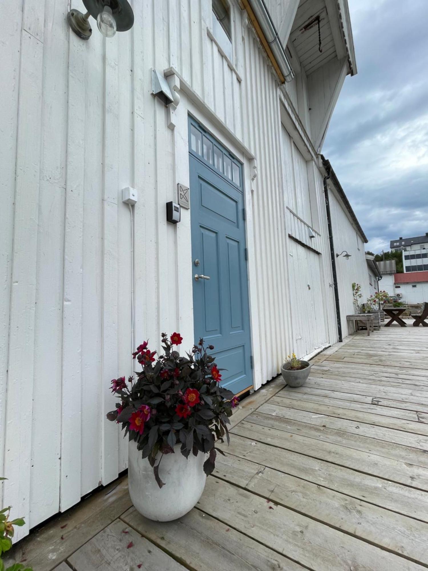 1. Etg I Dampskipsbrygga, Lodingen Havn 外观 照片